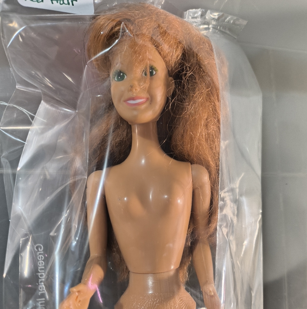 Vtg 1975 Mattel Twist n Turn Barbie Doll Malaysia